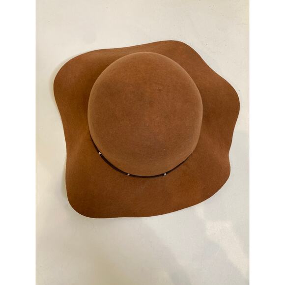 Nine West Tan Wool Floppy Round Hat EUC OS 15” Black Trim Boho Casual Everday main image 7